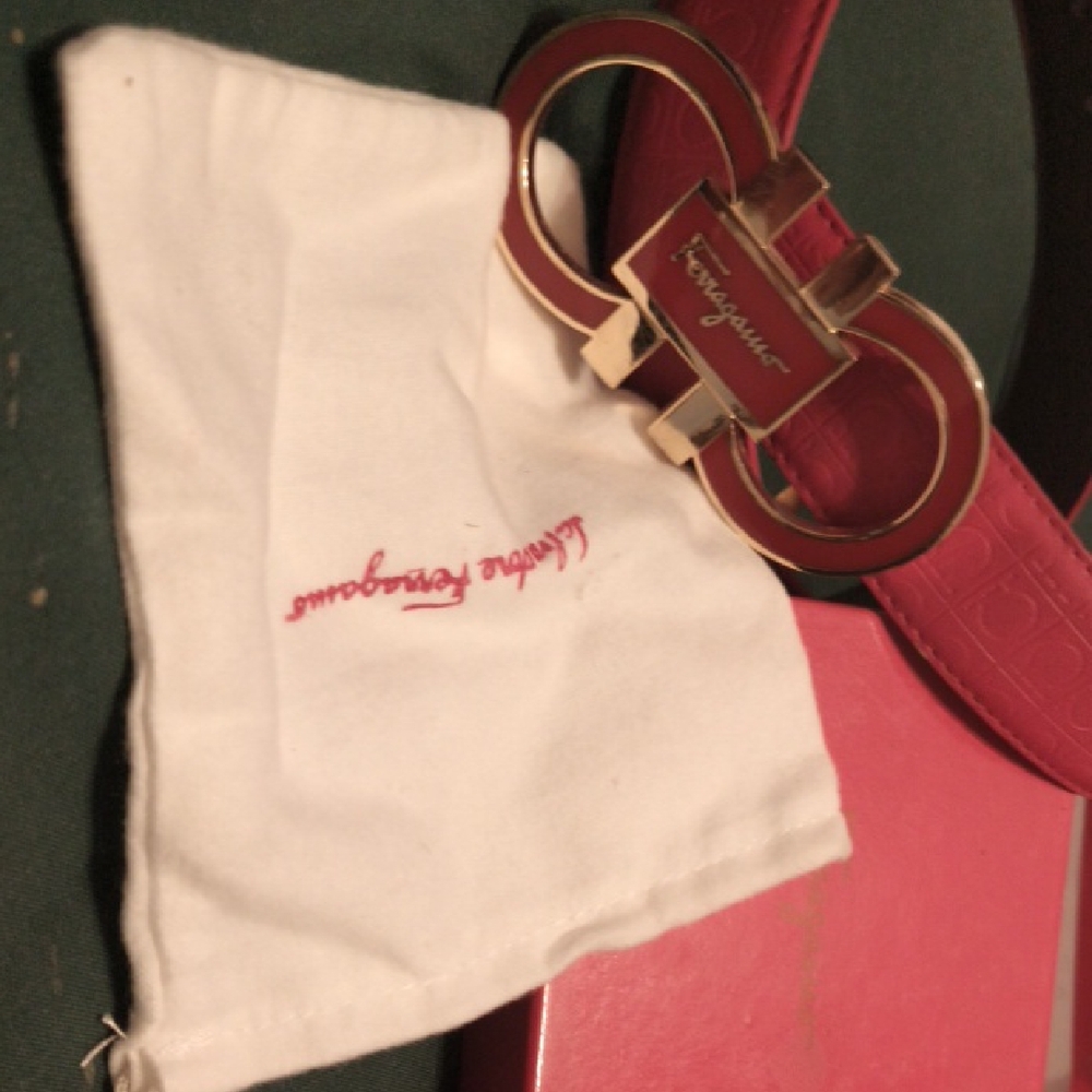 Salvatore Ferragamo Crimson Leather Belt with Gold-Tone Buckle Reversible Brown